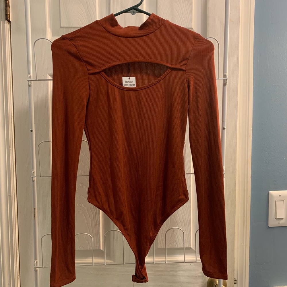 Burnt orange body suit - Picture 3 of 4